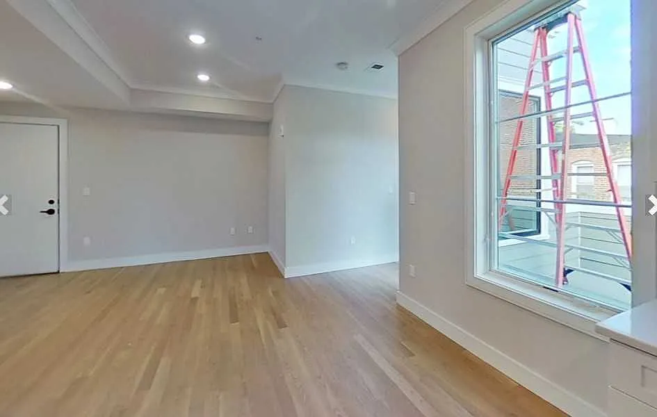 5 bed, $7,495 — Photo 3