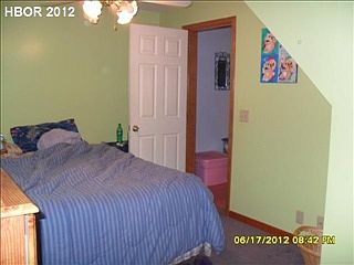 5th image of 328 Park Dr N