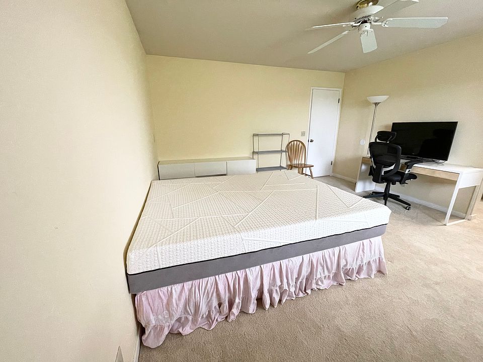 2nd image of 21821 Granada Ave #3