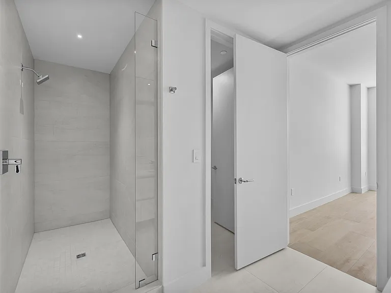 305 Briny Ave #506 — Photo 23