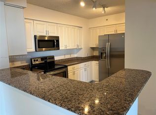 1155 Brickell Bay Dr APT 904, Miami, FL 33131