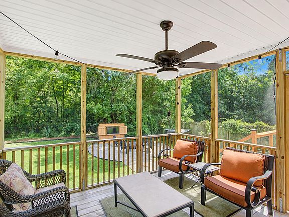 5th image of 3485 Walter Dr