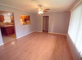 5711 Belarbor St, Houston, TX 77033