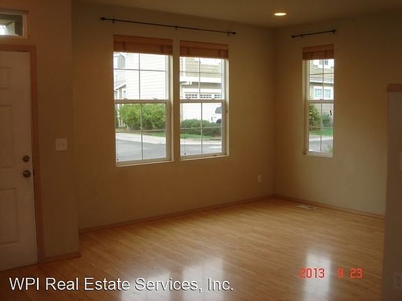 3rd image of 14315 NE 186th Pl