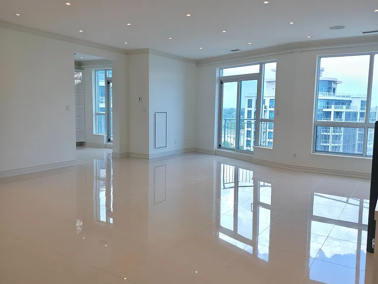 2111 Lake Shore Blvd W #Penthouse 18 — Photo 10