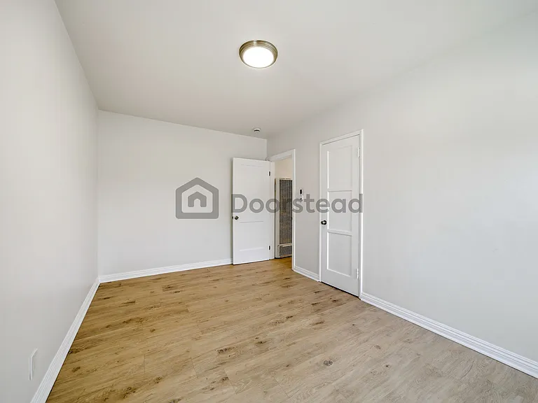 16306 S Denver Ave — Photo 13