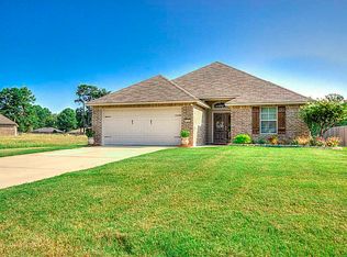 7641 Kempton Park Dr, Shreveport, LA 71129
