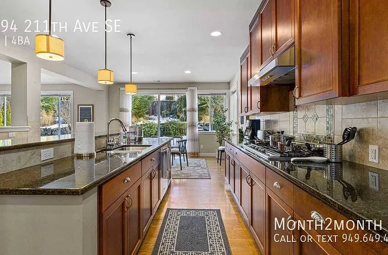 1894 211th Ave SE — Photo 10