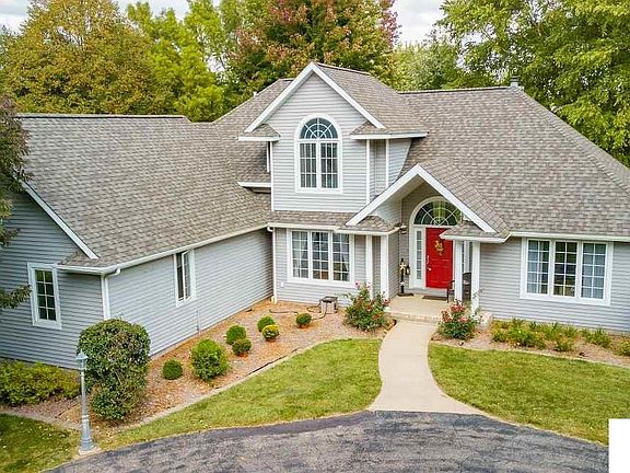 2nd image of 17592 Woodland Lakes Dr