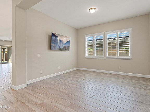 4th image of 21248 W HILLCREST Boulevard
