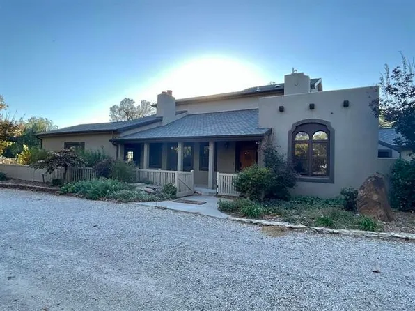 408 W 2nd St, Ellinwood, KS 67526