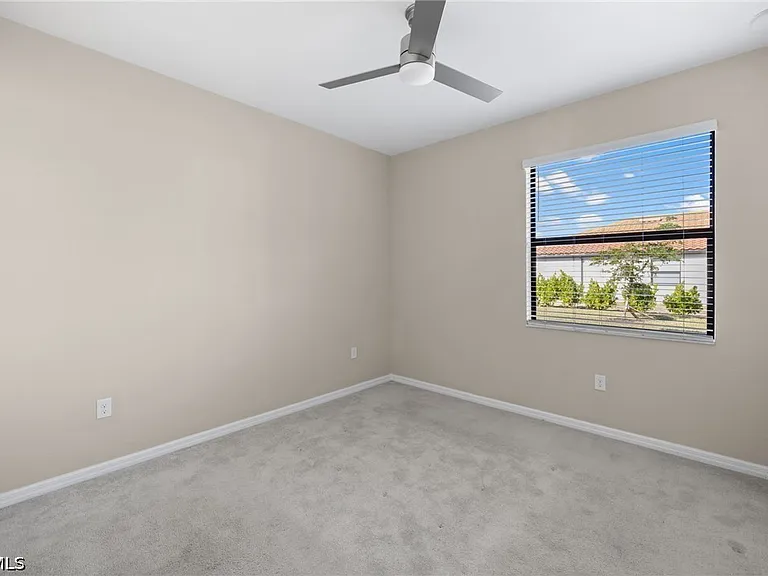 11884 Arbor Trace Dr — Photo 12