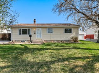 4004 E 9th St, Cheyenne, WY 82001