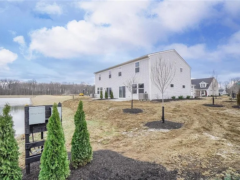 1500 Summerview Ln — Photo 34