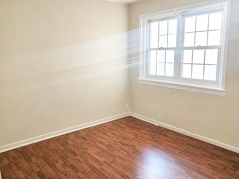 6126 Jackson St #4 — Photo 11