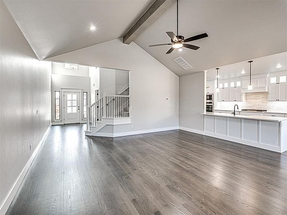 5th image of 8217 Jenny Ln