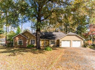 2398 Southern Oak Dr SW, Marietta, GA 30064