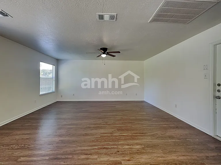 5349 Yale Dr — Photo 5