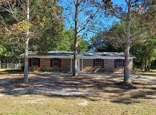 5874 Cedar Tree Dr, Milton, FL 32570