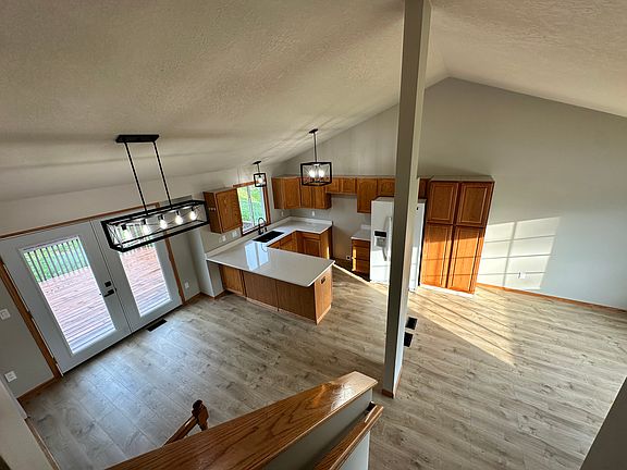 2nd image of 3117 SW Townpark Dr