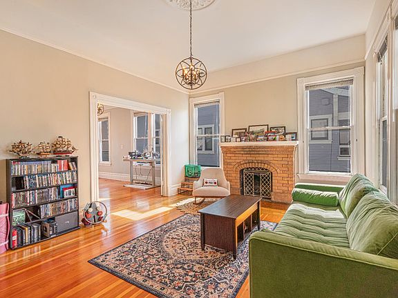 4th image of 418 Humboldt Street