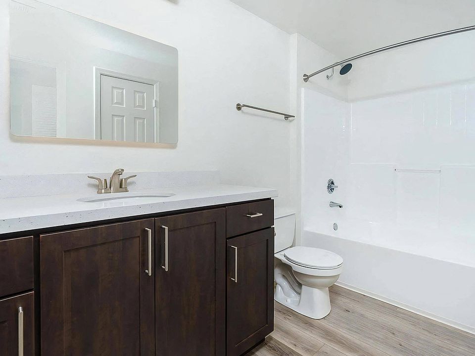 Single Vanity with Ample Cabinet Space