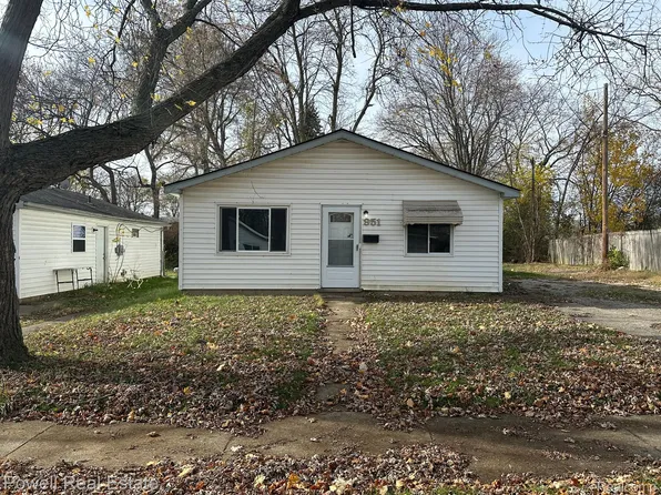 951 Fairview Ave, Pontiac, MI 48340