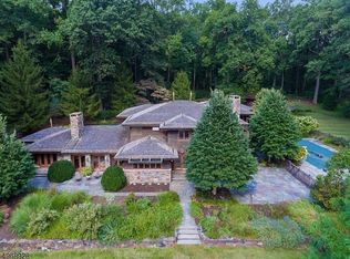 566 Tempe Wick Rd, Morristown, NJ 07960