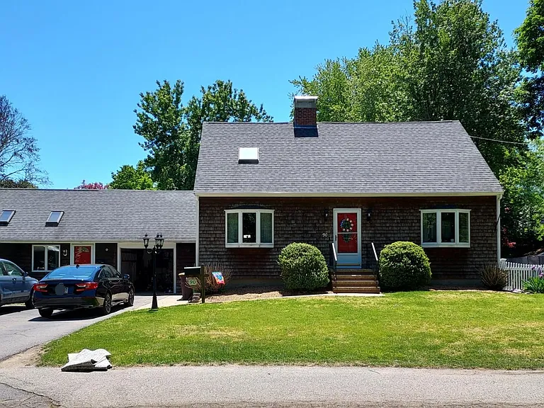 90 Tower Ave #B — Photo 4