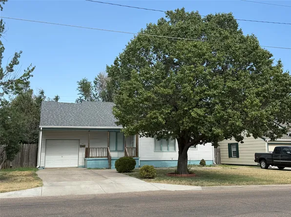 1402 N 3rd St, Garden City, KS 67846