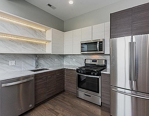 1st image of 2450 W Chicago Ave #3R