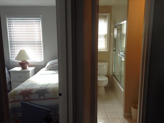 2 nd bedroom. Bathroom