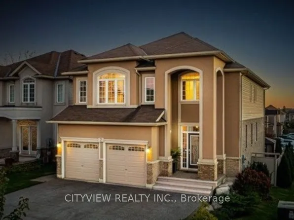 7 Woodvalley Ct, Hamilton, ON L9B 0A8