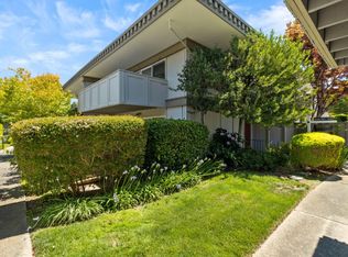 23 Los Altos Sq, Los Altos, CA 94022