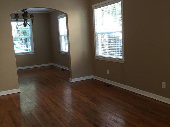 2nd image of 3671 Saint Johns Ave
