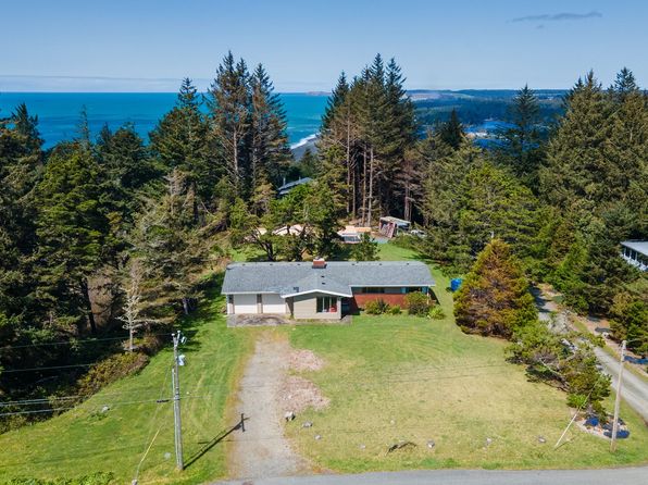255 Coast Guard Hill Rd, Port Orford, OR 97465