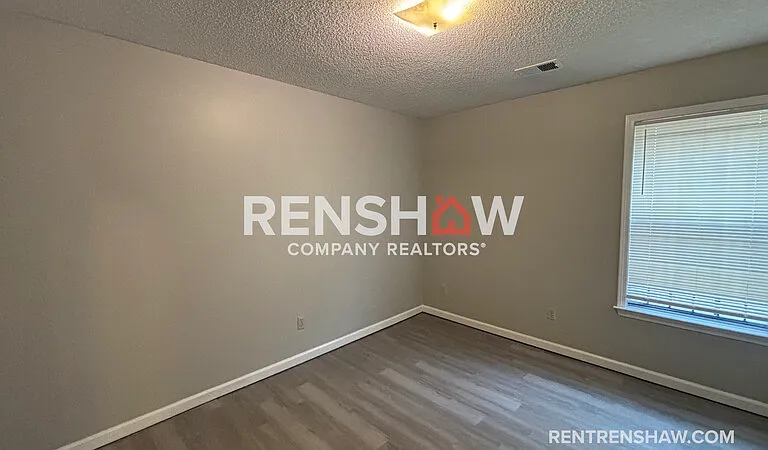 4198 Meadow Valley Dr E — Photo 9