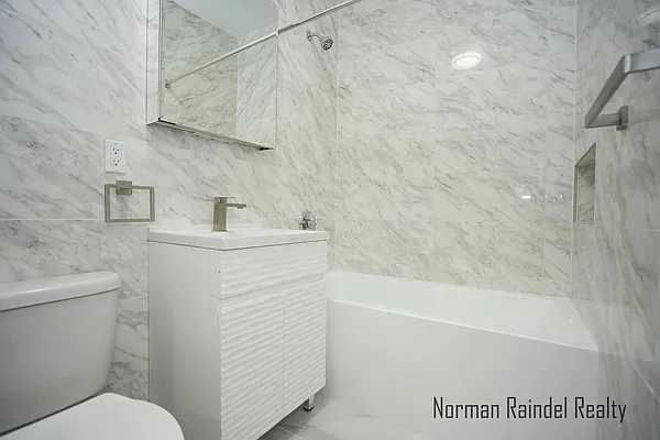 Rented by Norman Raindel, LREB | media 16