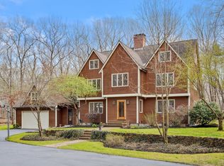 38-38 R Pond St, Essex, MA 01929