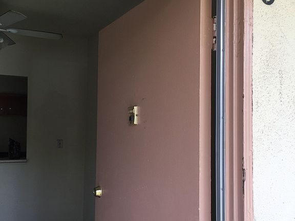 2nd image of 1832 W Crestwood Ln APT 6
