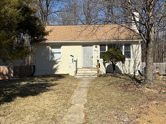 2nd image of 4810 Quimby Ave