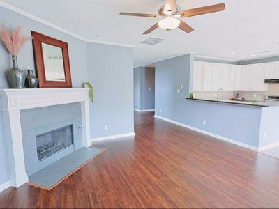 225 Lincoln Ln, Crowley, TX, 76036