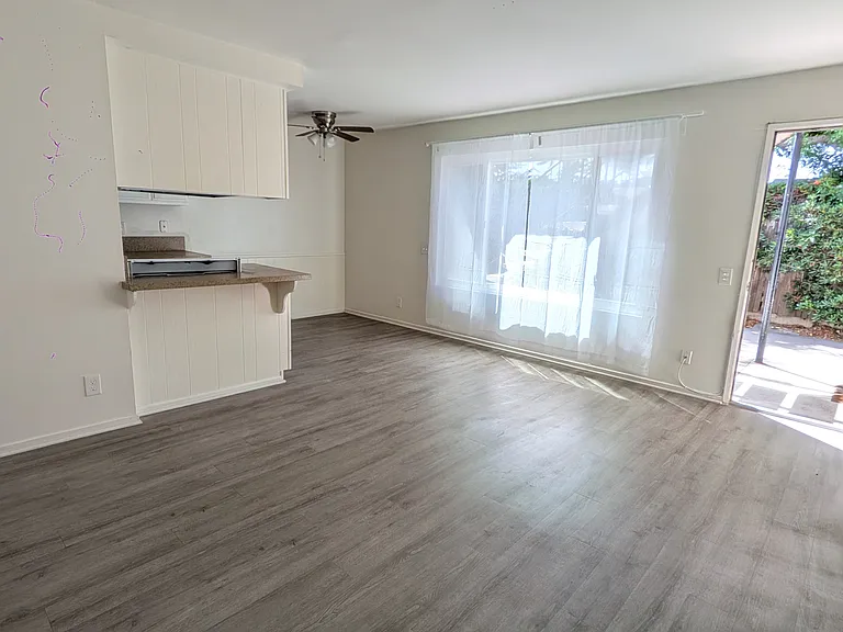 4867 Santa Cruz Ave #2 — Photo 2