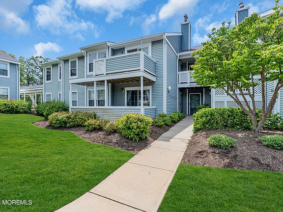 5th image of 354 Sequoia Court