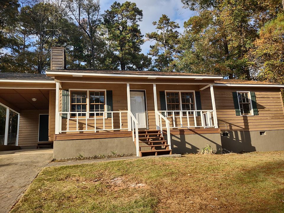 Front porch and car port