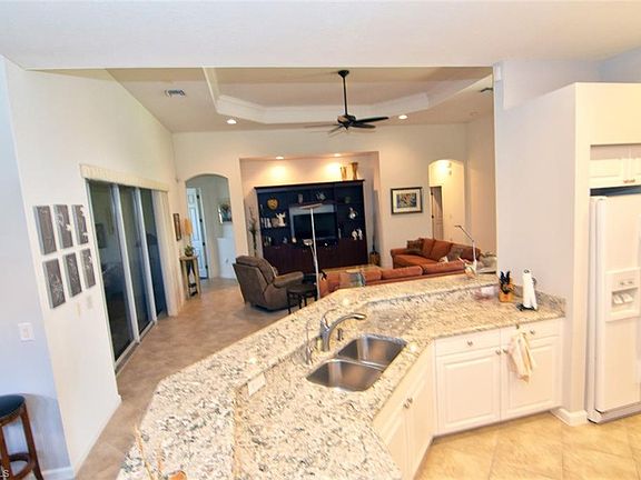 5th image of 11119 Laughton Cir