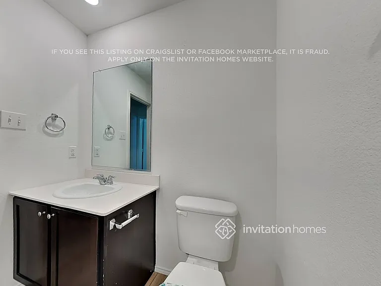 10645 Sewell Cir — Photo 16