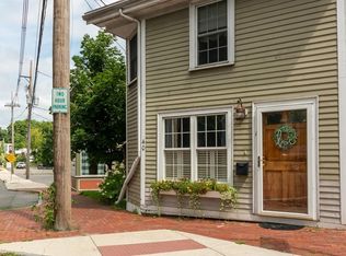 40 Elm St #A, Amesbury, MA 01913