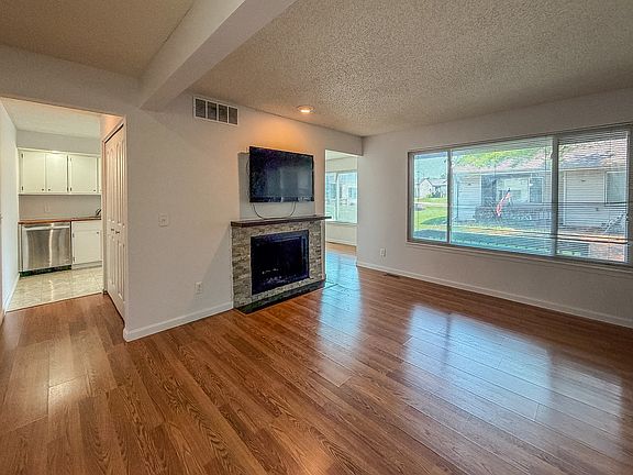 4th image of 1120 Kara Dr #1120