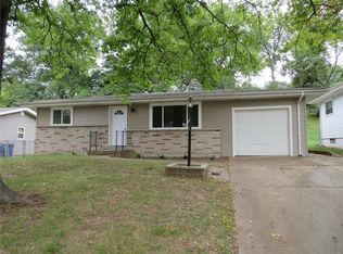 3440 Valleywood Dr, Saint Louis, MO 63114